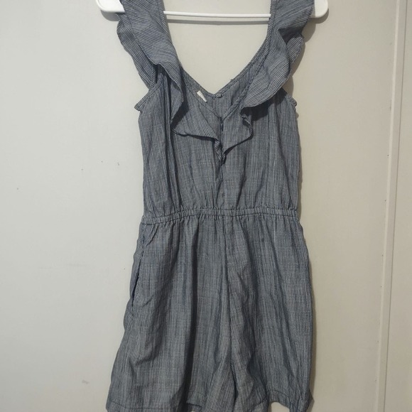 H&M Flounce Trimmed Chambray Striped Romper Size 4 - Picture 4 of 4
